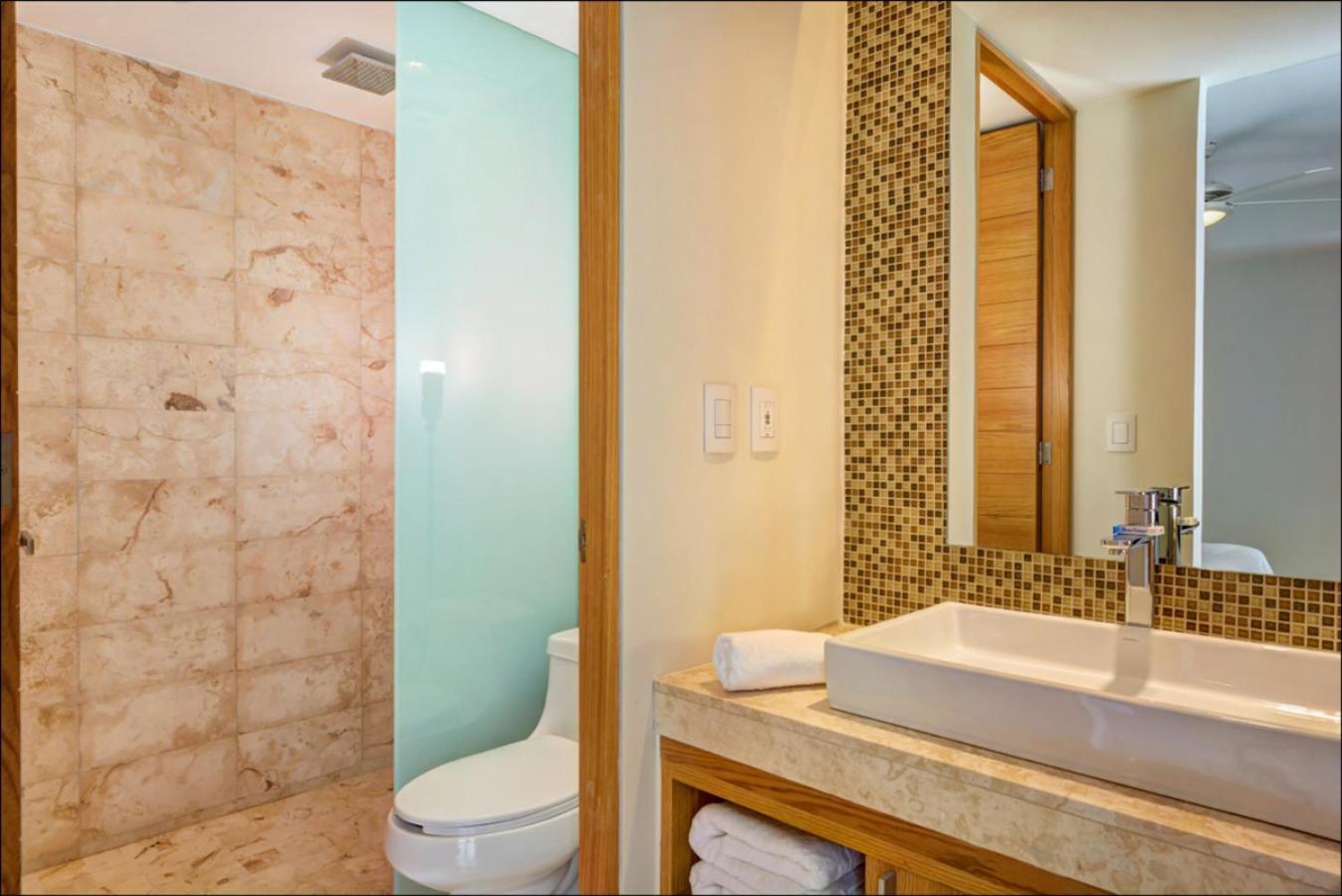 Anah Suites By Las Flores Vacation Rentals 신데 델 카르멘 객실 사진
